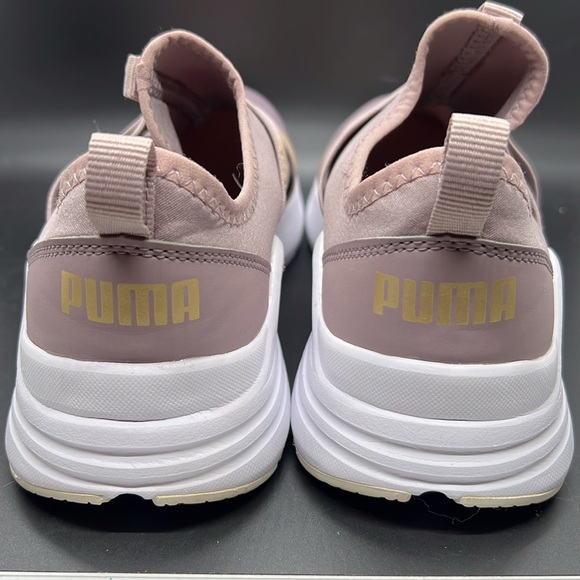 Puma Wired Run Slip On Violet w/ Gold Detail Sneakers 382299-05, Women’s size 9 - Picture 4 of 13
